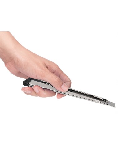 CUTTER METALICO Q-CON.C/FUNDA CUCHILLA ESTRECHA