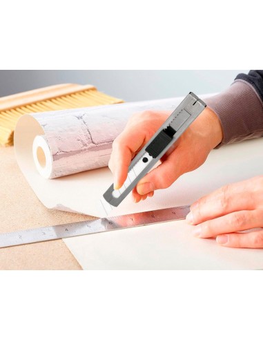 CUTER Q-CON.METALICO ANCHO CUCHILLA CERAMICA 18MM XD- C78 CLIP