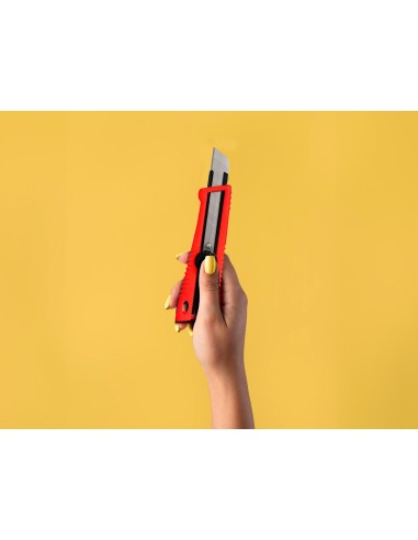 CUTER Q-CON. ANCHO BLOQUEO HOJA RUEDA GUIA MET.CUCHILLA 18MM XD-190