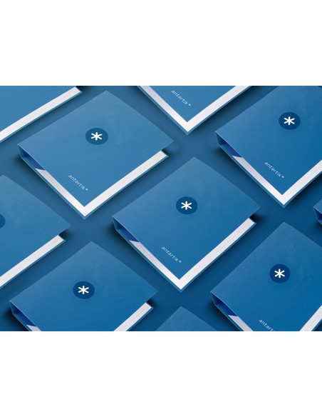 CARPETA  ANTARTIK A4 FORRADA 4AN.25MM REDONDAS AZ. OSCURO