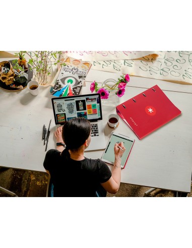 CARPETA RECAMBIO  ANTARTIK A4 5MM FORRADA 4AN.REDONDAS 25MM FRAMBUESA