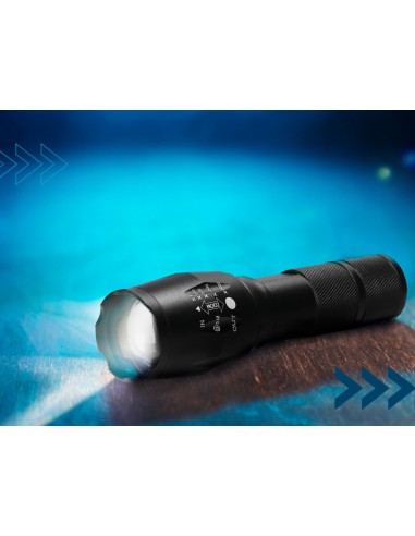 LINTERNA Q-CON.TELESCOPICA AL. ESTROBOSCOPIO SOS APAGADO 3 PILAS AAA