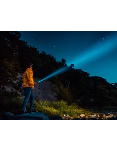 LINTERNA Q-CON.TELESCOPICA AL. ESTROBOSCOPIO SOS APAGADO 3 PILAS AAA