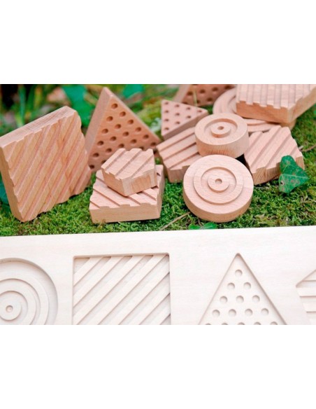 JUEGO DIDACTICO ANDREUTOYS FORMAS GEOSENSORIALES MADERA 12 PIEZAS
