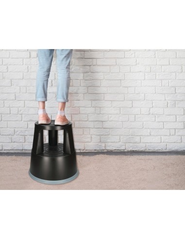 TABURETE Q-CON.RUEDAS RETR.ES TRES RUEDAS DOS NIVELES NEGRO