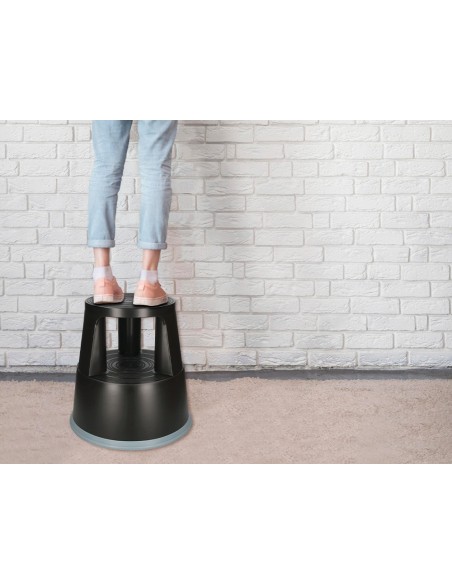 TABURETE Q-CON.RUEDAS RETR.ES TRES RUEDAS DOS NIVELES NEGRO